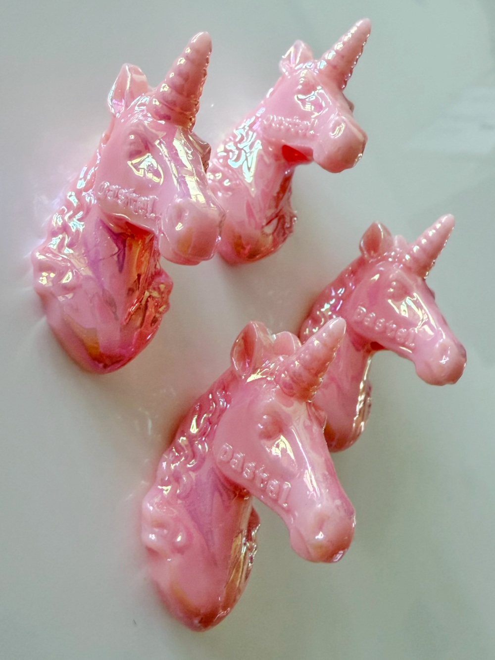 CJ Hendry 4 pink iridescent unicorn beads
